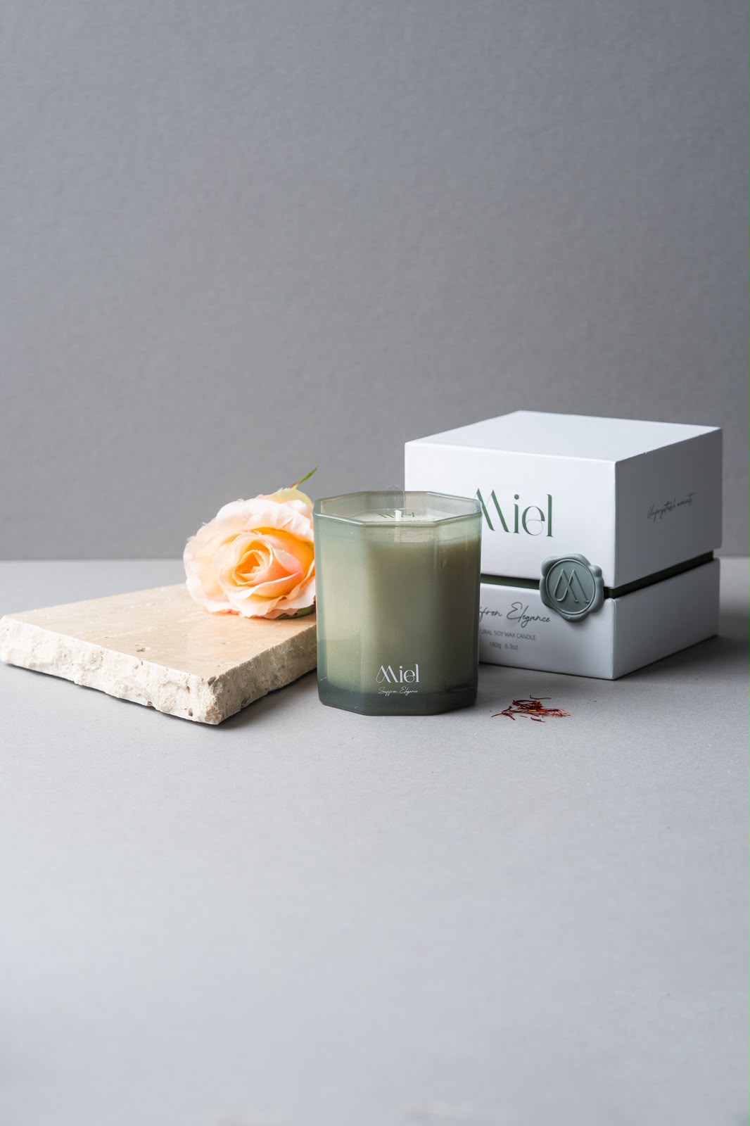 Saffron Elegance Candle